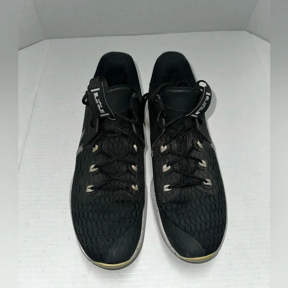 Nike Lebron Witness 5 basketball shoes sz 9.5 - Picture 1 of 7